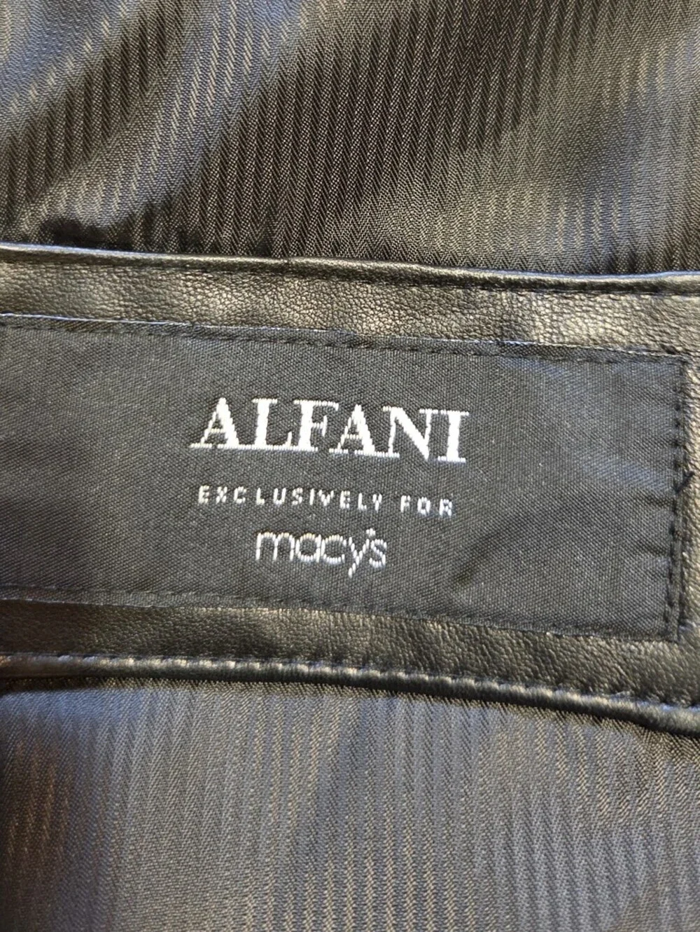 Macy's Soft Black Leather Blazer.  Single-Breasted Jacket. Sz 40S Unisex
